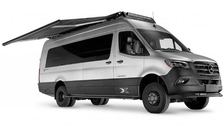 Маркиза настенная